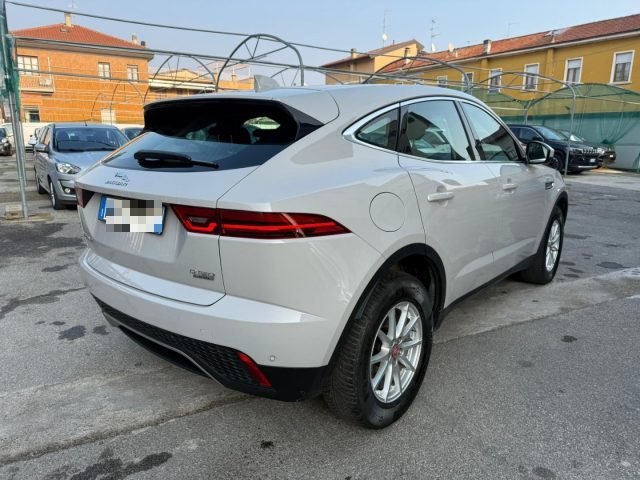 JAGUAR E-Pace 2.0D 150 CV AWD aut. Immagine 4