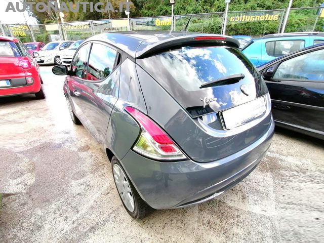 LANCIA Ypsilon 1.2 69cv 5 PORTE SILVER Immagine 2