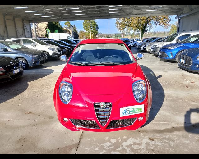 ALFA ROMEO MiTo 1.6 JTDm 16V Distinctive Immagine 1