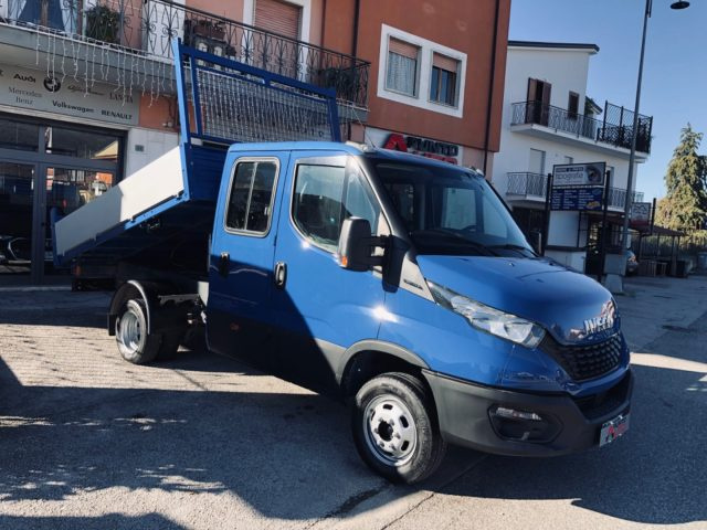 IVECO Daily 35C14 2.3 DOPPIA CABINA RIBALTABILE BLU Immagine 3