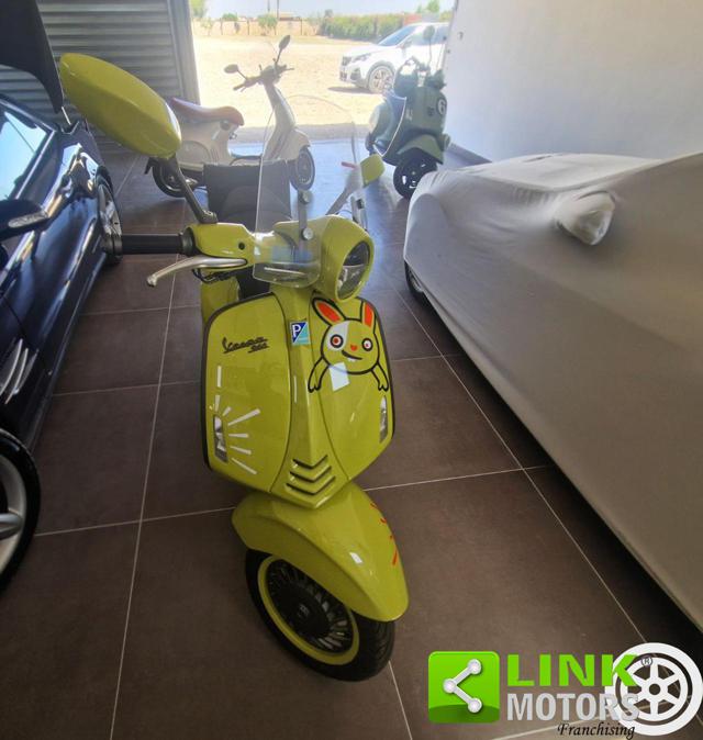 PIAGGIO Vespa 125 ET4 946 - EDIZIONE LIMITATA - UNICO PROPR! Immagine 3