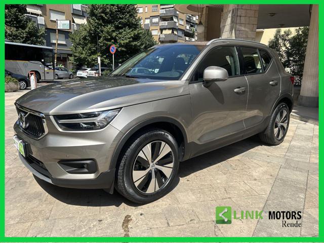 VOLVO XC40 T2 Geartronic Momentum Pro Immagine 1