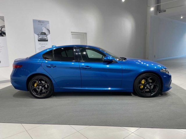 ALFA ROMEO Giulia 2.0 Turbo 280 CV AT8 AWD Q4 Veloce Immagine 1