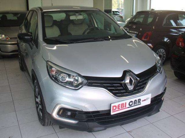 RENAULT Captur C. Autom.  Navi Telecamera Immagine 2