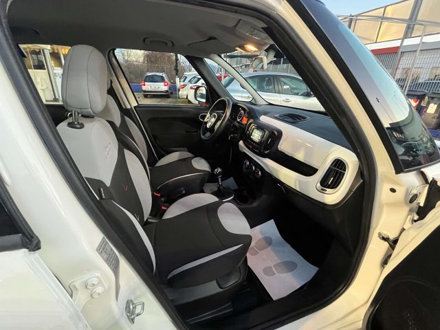 FIAT 500L 500L 1.3 mjt Lounge 95cv Immagine 2