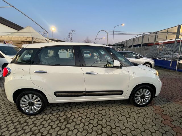 FIAT 500L 500L 1.3 mjt Lounge 95cv Immagine 3