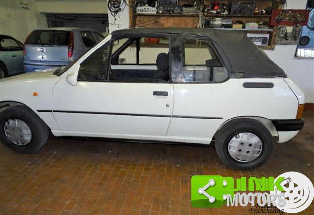 PEUGEOT 205 CJ Cabriolet. Immagine 4