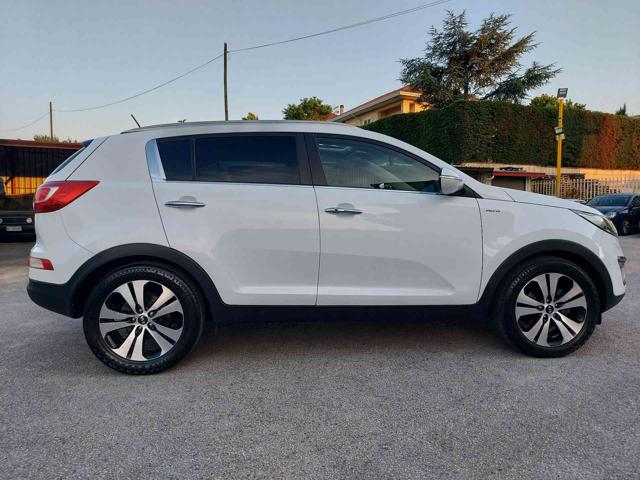 KIA Sportage 2.0 CRDI VGT AWD Class Immagine 3