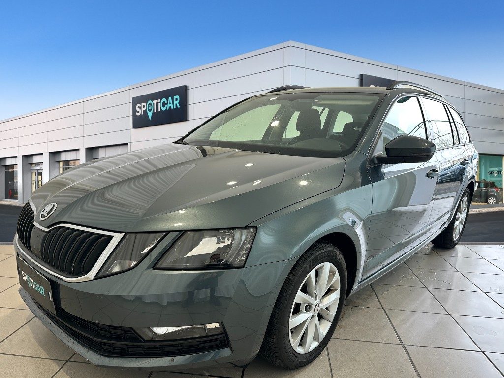 SKODA Octavia 1.5 DSG Wagon Executive G-Tec Metano usato