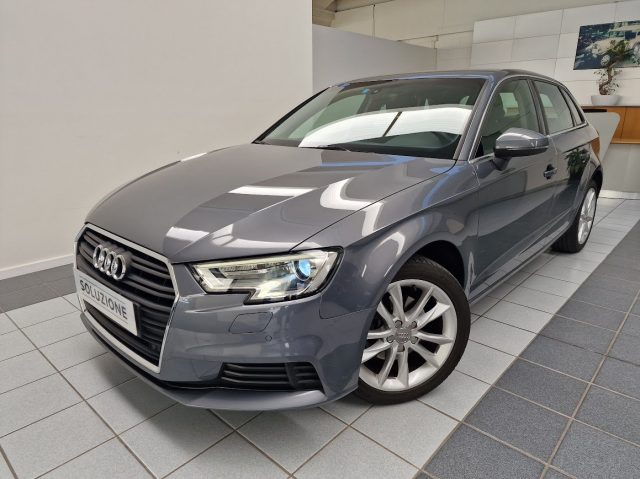 AUDI A3 Grigio metallizzato