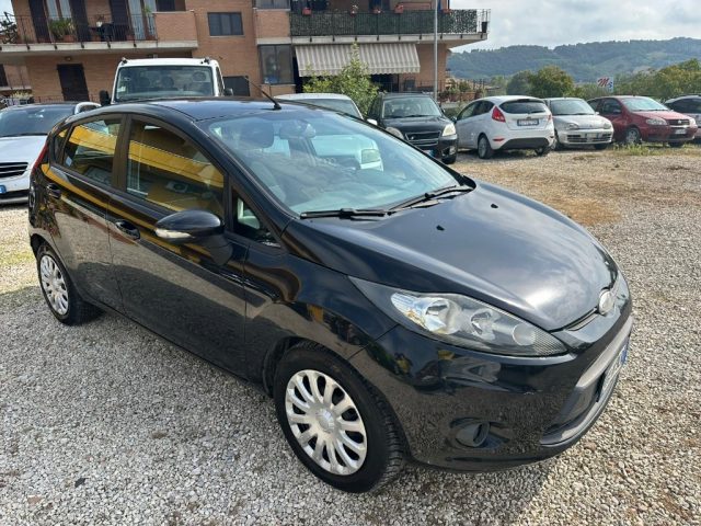 FORD Fiesta + 1.4 5 porte Bz.- GPL Immagine 2