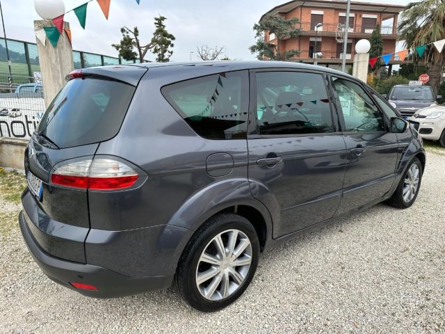 FORD S-Max 2.0 TDCi 140CV Titanium Immagine 3