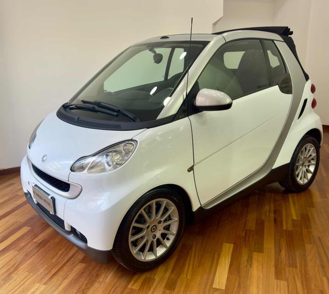 SMART ForTwo 800 33 kW cabrio passion cdi SERVOSTERZO Immagine 0