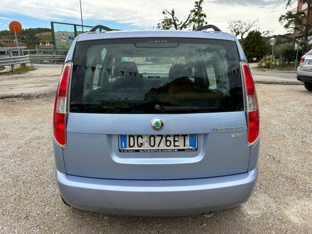 SKODA Roomster 1.4 TDI 80CV F.AP. Style Immagine 4