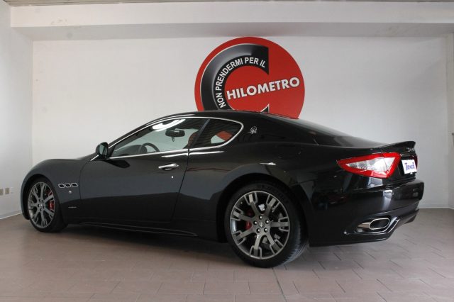 MASERATI GranTurismo 4.7 V8 automatica S Nazionale Immagine 2