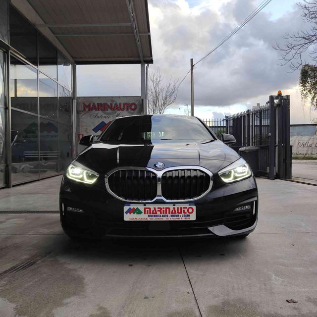 BMW 116 d 5p.Business Design Immagine 1