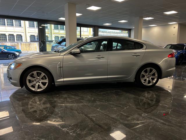 JAGUAR XF 3.0 D V6 Premium Luxury PELLE / NAVI / KEYLESS Immagine 2