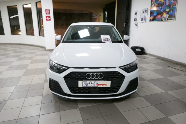 AUDI A1 Sportback 30 TFSI Admired Immagine 1