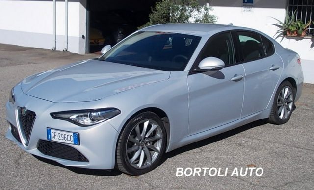 ALFA ROMEO Giulia 2.2 TD 160cv 40.000 KM AT8 BUSINESS AUTOMATICA Immagine 0