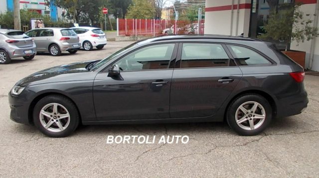 AUDI A4 AVANT 2.0 35 TDI 48.000 KM S-TRONIC BUSINESS Immagine 2