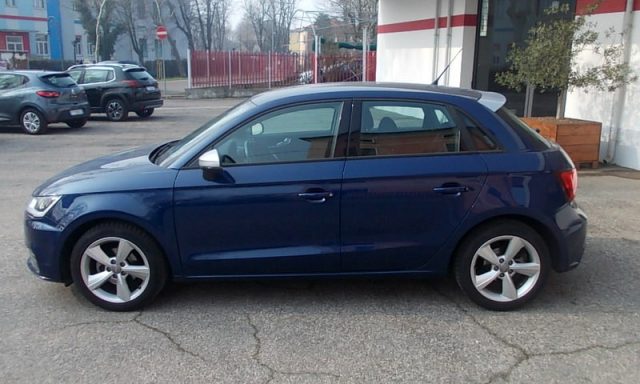 AUDI A1 SPORTBACK 1.0 82cv TFSI 57.000 DESING NEOPATENTATI Immagine 2