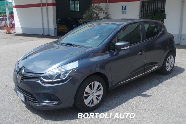 RENAULT Clio TCe 75cv 49.000 KM  BUSINESS IDONEA NEOPATENTATI Immagine 0