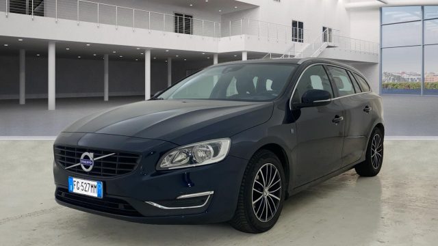 VOLVO V60 2.0 d2 Volvo Ocean Race geartronic Immagine 0