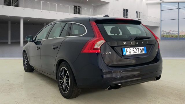 VOLVO V60 2.0 d2 Volvo Ocean Race geartronic Immagine 1