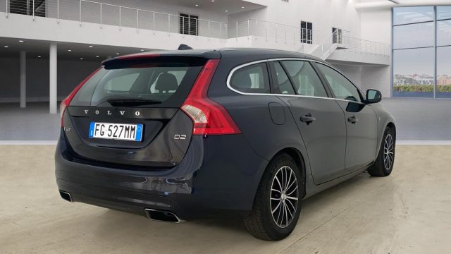 VOLVO V60 2.0 d2 Volvo Ocean Race geartronic Immagine 2