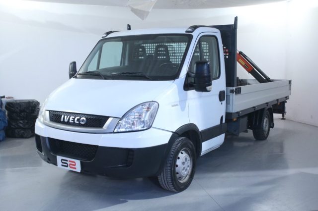 IVECO DAILY  35S14/ Gru idraulica Immagine 0