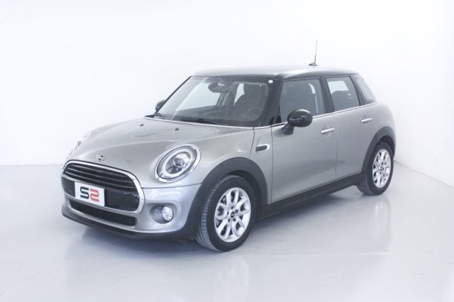 MINI Cooper D 1.5 Cooper D Hype 5 porte Neopatentati Immagine 0