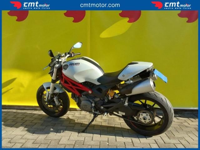 DUCATI Monster 796 Garantita e Finanziabile Immagine 3