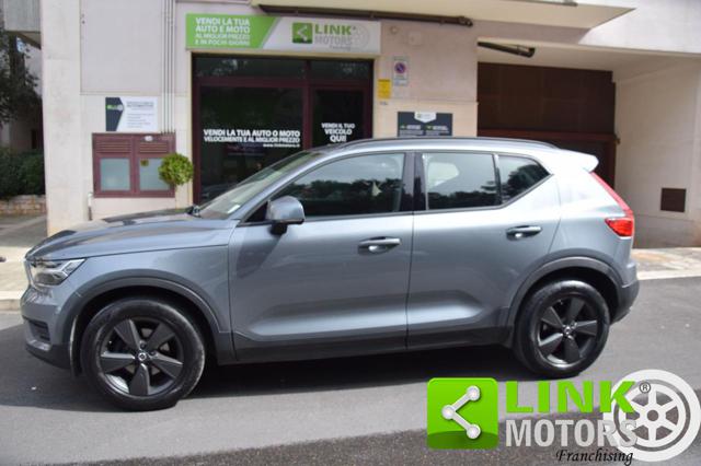 VOLVO XC40 D3 Immagine 1