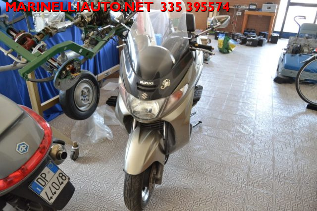 SUZUKI Burgman AN 400 400 Immagine 1