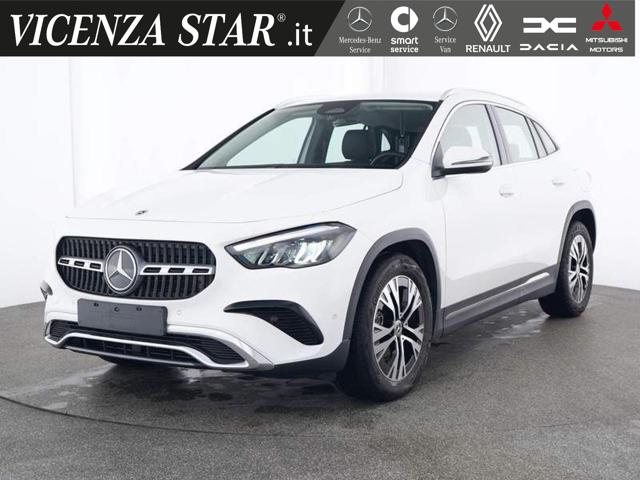 MERCEDES-BENZ GLA 180 MHV SPORT Immagine 0