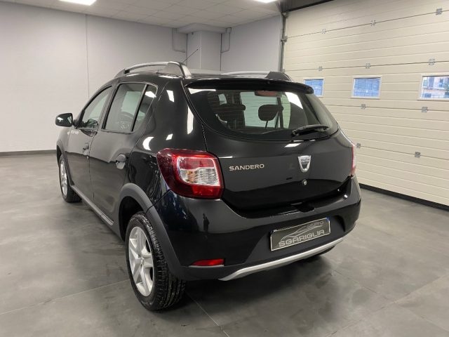 DACIA Sandero Stepway 1.5 dCi Prestige + Navigatore Immagine 4