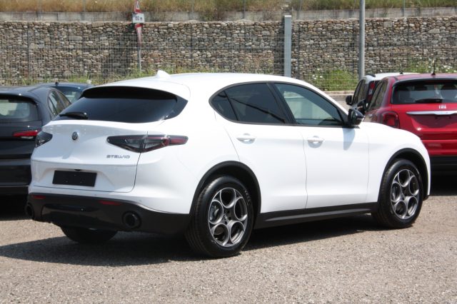 ALFA ROMEO Stelvio 2.2 diesel 160 CV AT8 RWD Sprint AUTOCARRO Immagine 3