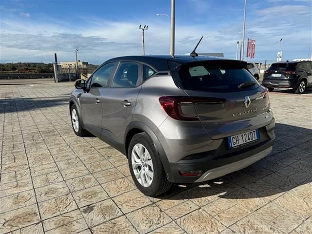 RENAULT Captur 1.6 E Tech hybrid Business 145cv auto Immagine 3