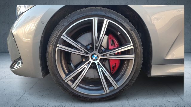 BMW 320 d 48V xDrive Touring Msport Aut. Immagine 4