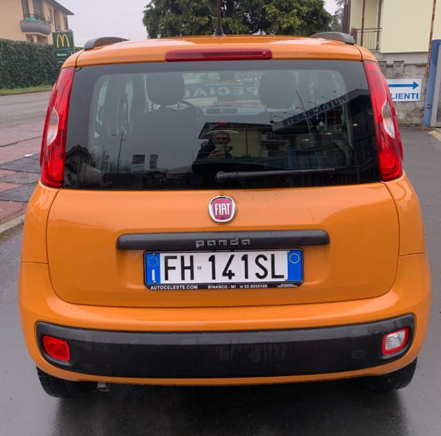 FIAT Panda 0.9 TwinAir Turbo Natural Power Lounge Immagine 3