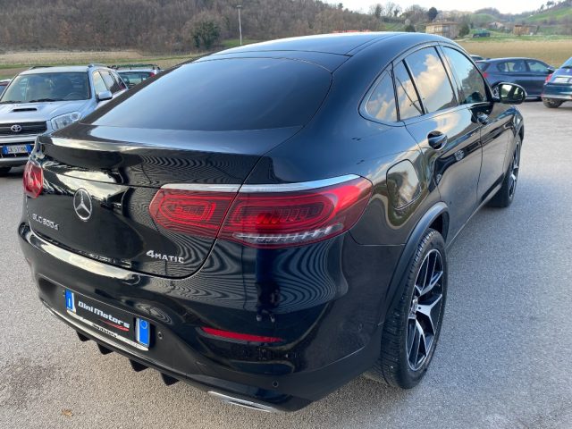 MERCEDES-BENZ GLC 300 d 4Matic AMG Coupé NUOVO MODELLO Premium Plus Immagine 4