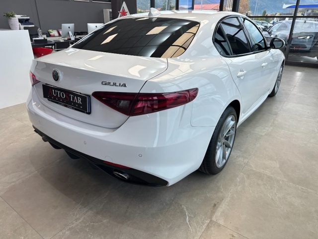 ALFA ROMEO Giulia 2.2 Turbodiesel 180 CV AT8 Sport Edition Immagine 4