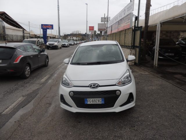 HYUNDAI i10 1.0 LPGI Econext Login Immagine 1