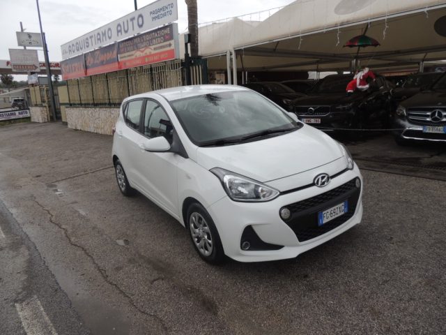 HYUNDAI i10 1.0 LPGI Econext Login Immagine 3