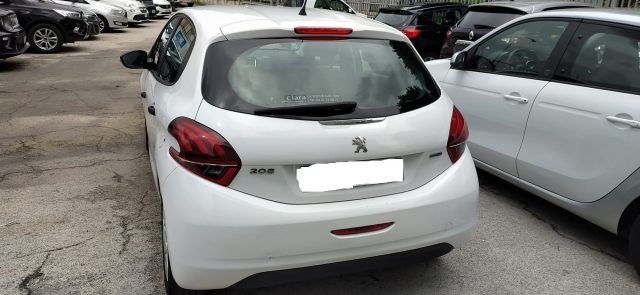 PEUGEOT 208 BlueHDi 100 CV 5 porte Active Immagine 2