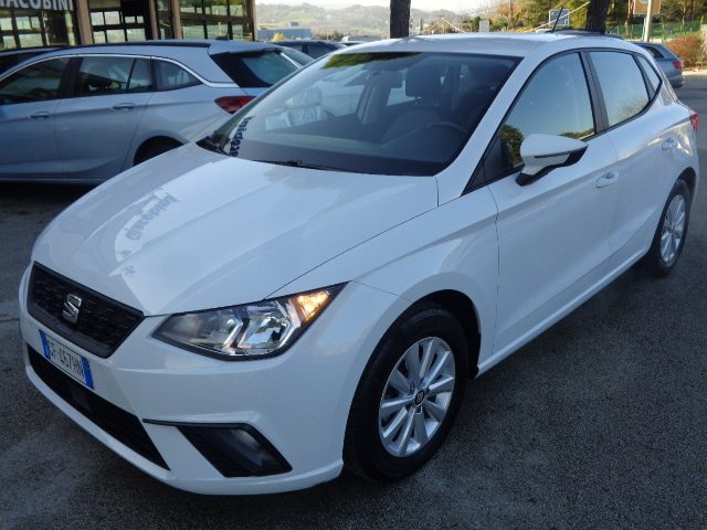 SEAT Ibiza 1.0 TGI 5 porte Business Immagine 1