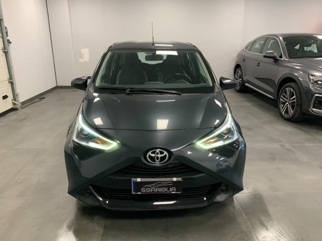 TOYOTA Aygo 1.0 Benzina 5 Porte Connect x-business Immagine 1