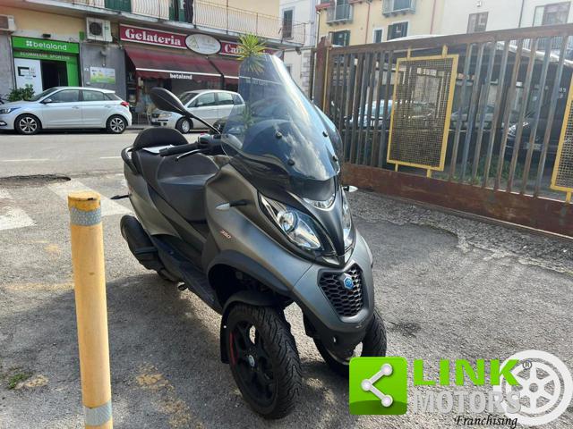 PIAGGIO MP3 350 Immagine 0