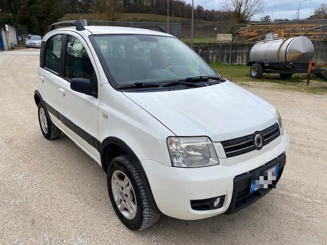 FIAT PANDA 4X4  AUTOVETTURA ANNO 2008 KM 206271 Immagine 0