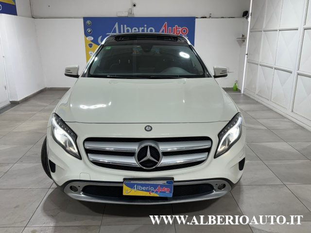 MERCEDES-BENZ GLA 200 d Automatic 4Matic Enduro + TETTO Immagine 1